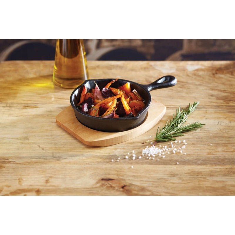 Load image into Gallery viewer, Artesa Cast Iron Small Frying Pan 13.5cm
