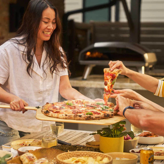 Load image into Gallery viewer, Ooni Koda 2 Max — 24″ Gas-Powered Outdoor Pizza Oven

