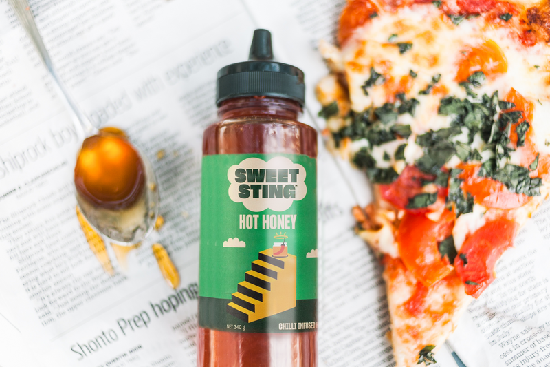 Load image into Gallery viewer, Sweet Sting - Hot Honey - Pizzatanz
