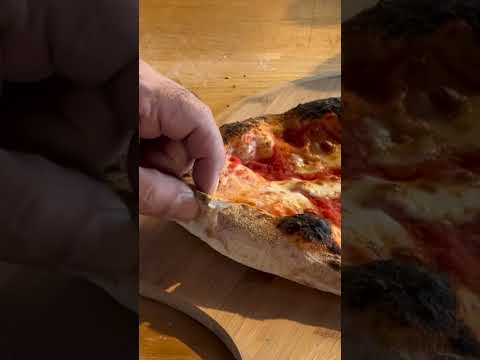 Load and play video in Gallery viewer, Pizzata Pizza Scissors
