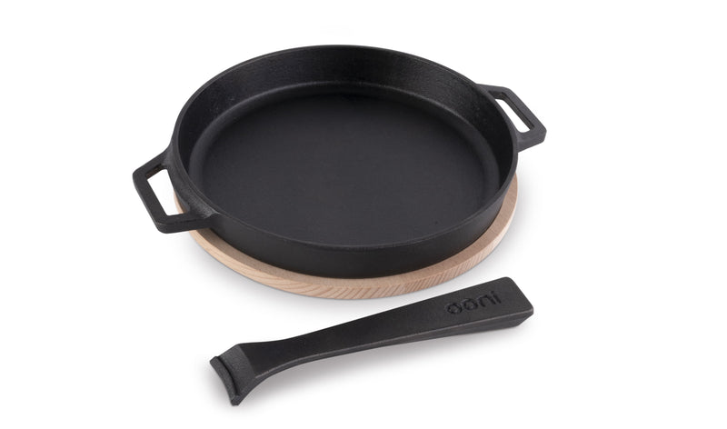 Load image into Gallery viewer, Ooni Cast Iron Skillet Pan - Pizzatanz

